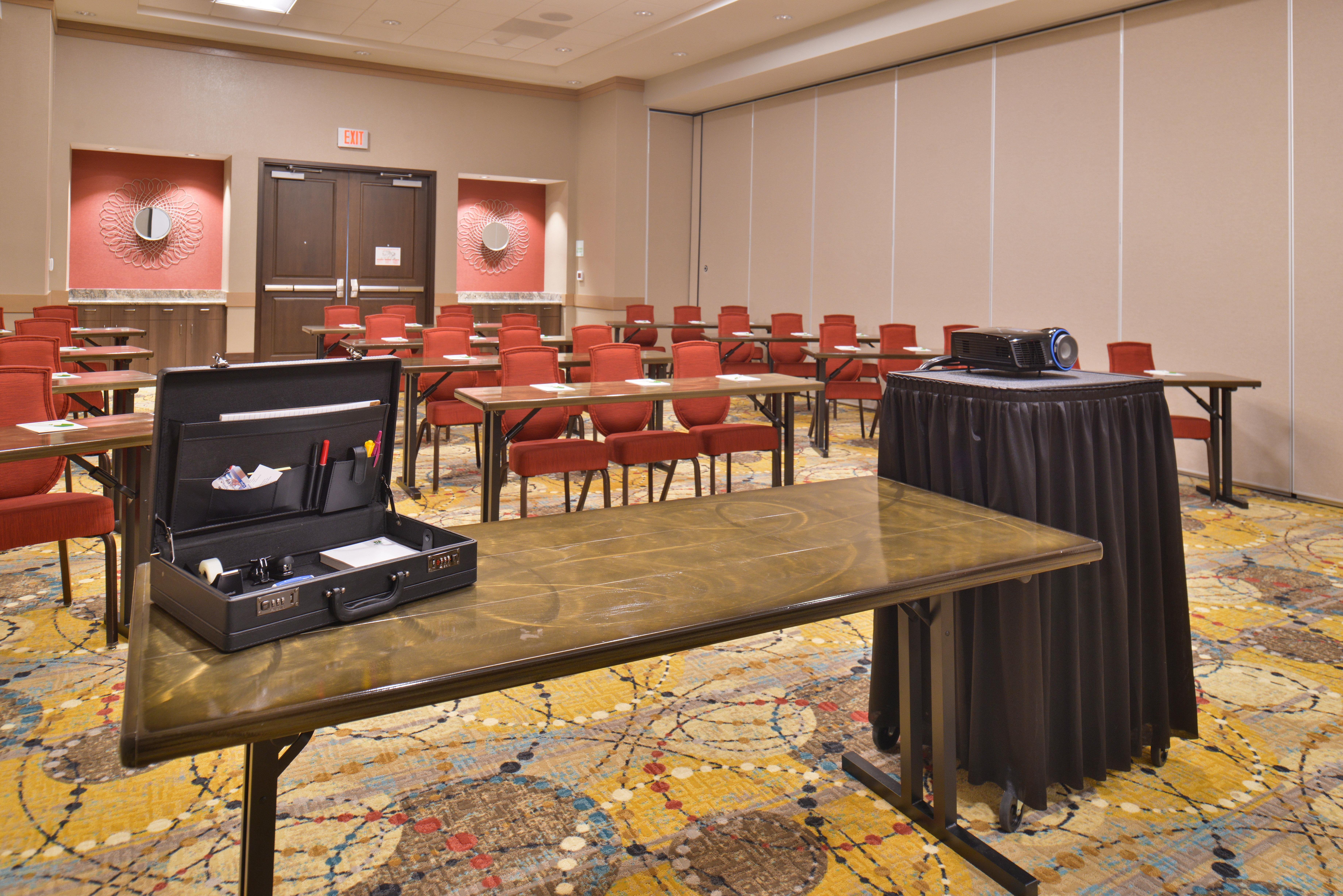 Отель Crowne Plaza Shenandoah - The Woodlands Area By Ihg Экстерьер фото